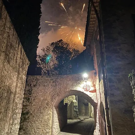 Charmante Maison A Guilhem Le Desert Ferienhaus