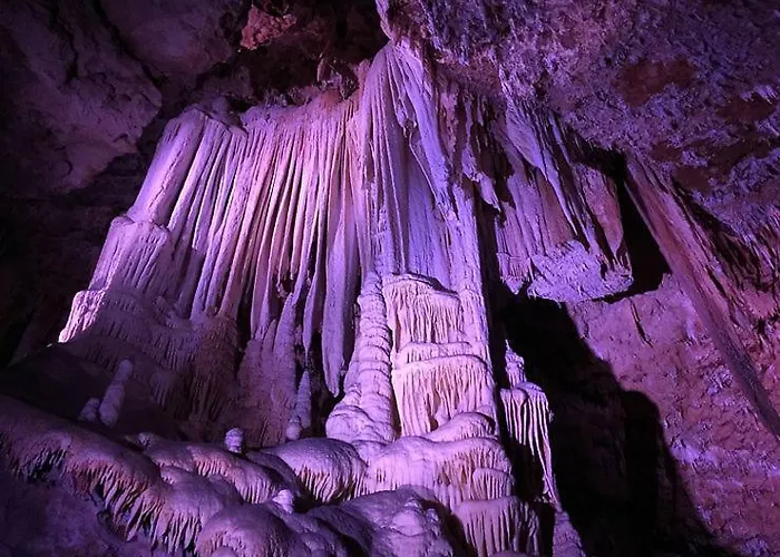 Charmante Maison A Guilhem Le Desert Semesterbostad *